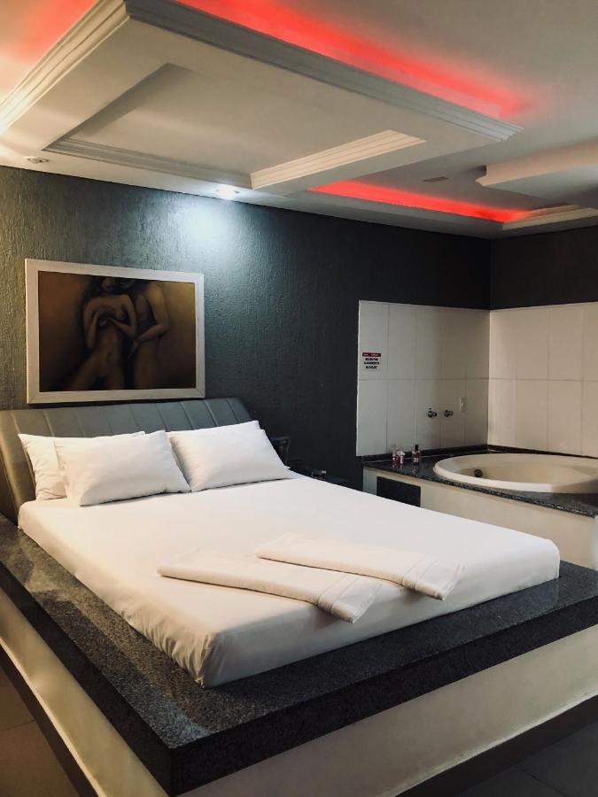Motel Anonimus Passo Fundo Eksteriør billede